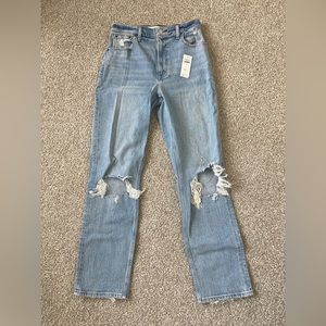 Abercrombie & Fitch 90s Straight Ultra High Rise Jeans - Light Wash, Ripped